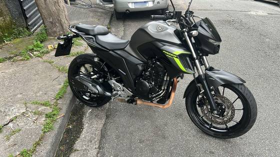 YAMAHA FZ25 FAZER ABS 